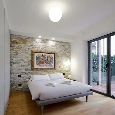 Life Suite-hosted By Sweetstay Μιλάνο