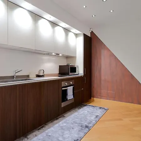 Life Suite-hosted By Sweetstay *