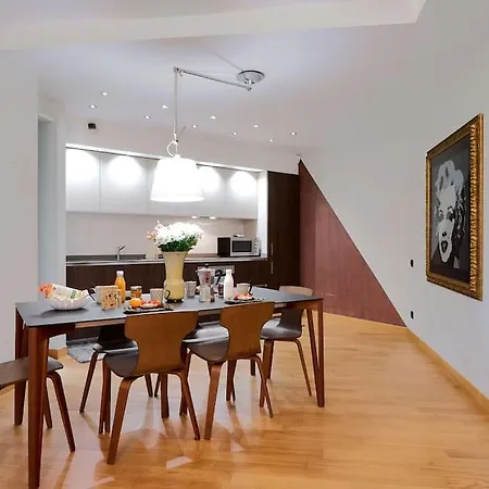 Life Suite-hosted By Sweetstay Μιλάνο