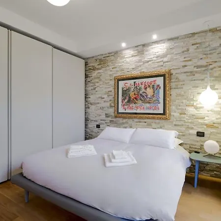 Life Suite-hosted By Sweetstay