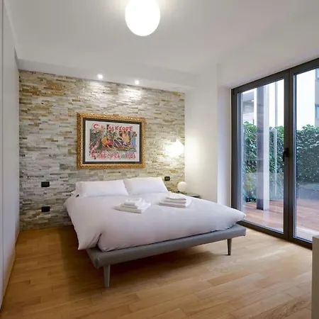 Life Suite-hosted By Sweetstay * Μιλάνο